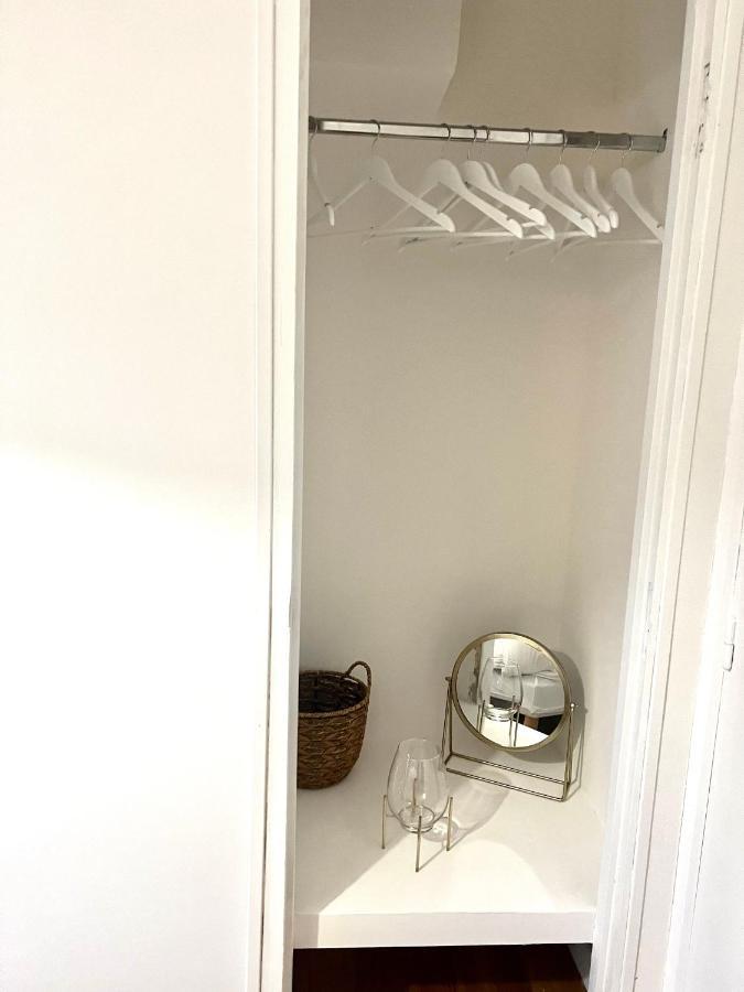 Les Suites Du Beffroi Calais Esterno foto