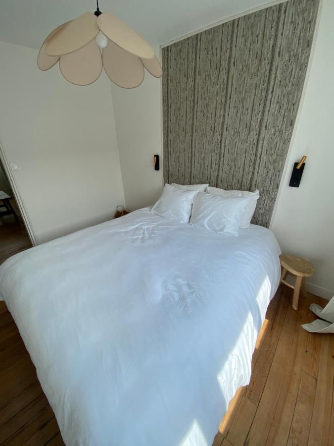 Les Suites Du Beffroi Calais Esterno foto